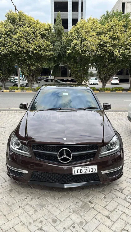 Mercedes Benz C Class 2011 for Sale in Faisalabad Image-1