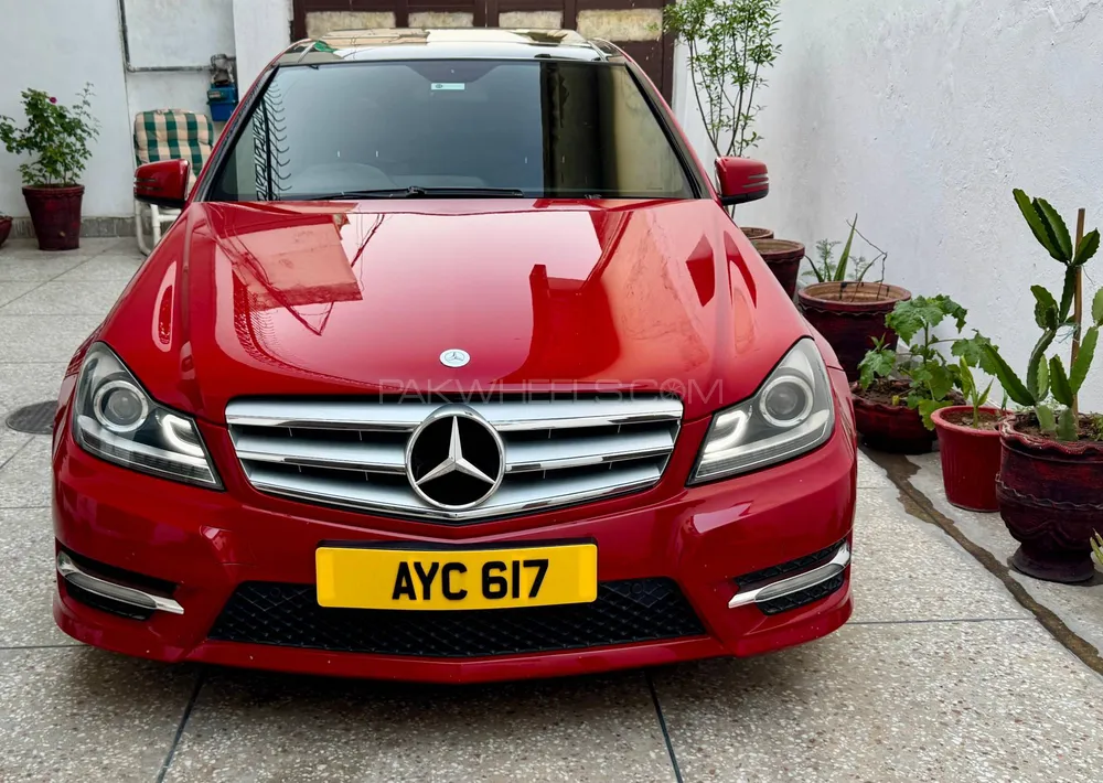 Mercedes Benz C Class 2012 for Sale in Islamabad Image-1