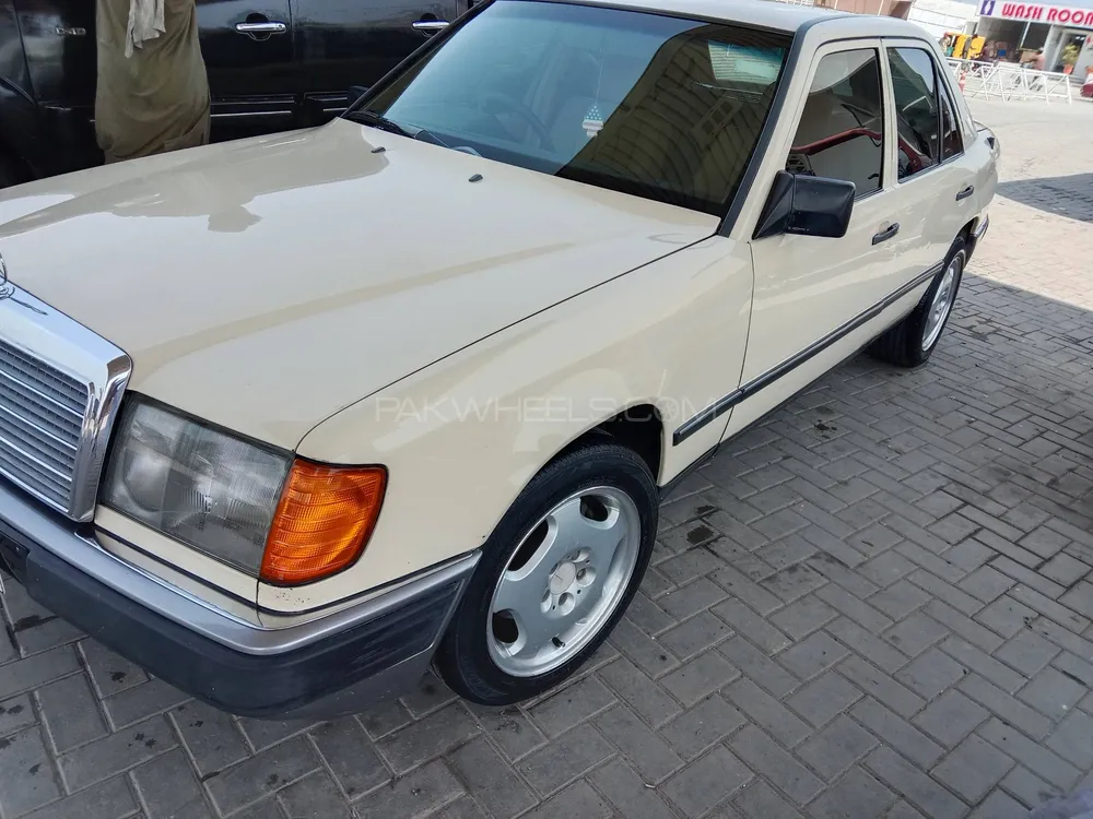 مرسڈیز بینز ای کلاس 1989 for Sale in اسلام آباد Image-1