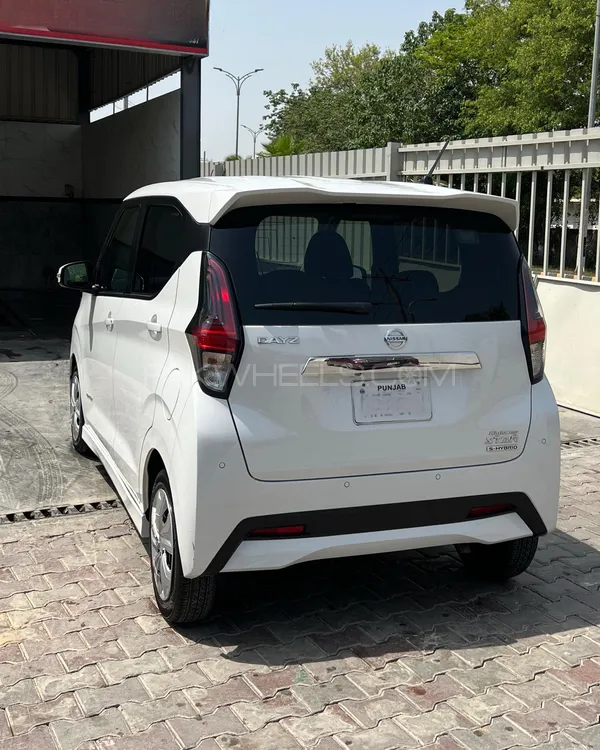 نسان ڈیز 2022 for Sale in سیالکوٹ Image-1