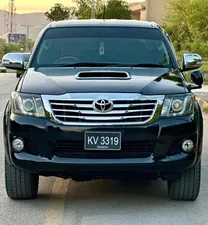 Toyota Hilux D-4D Automatic 2011 for Sale