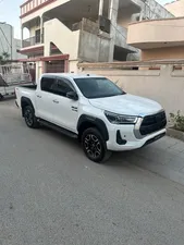 Toyota Hilux Revo V Automatic 2.8 2022 for Sale
