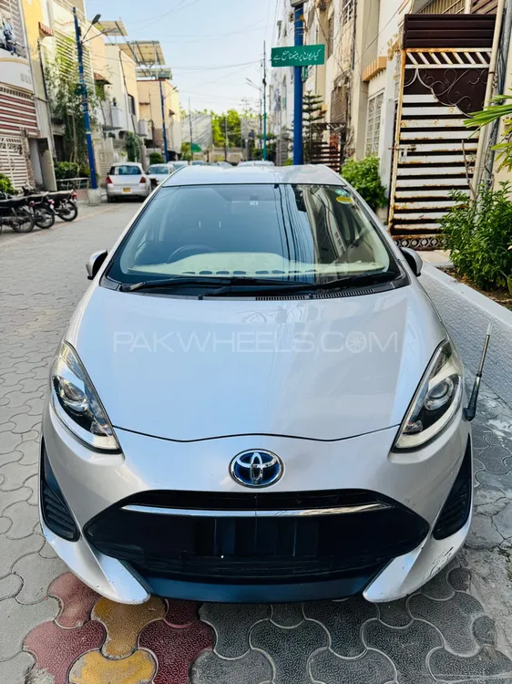 Toyota Aqua 2018 for Sale in Karachi Image-1