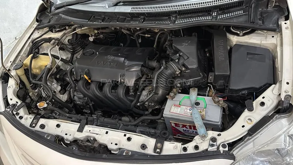 Toyota Corolla 2012 for Sale in Faisalabad Image-1