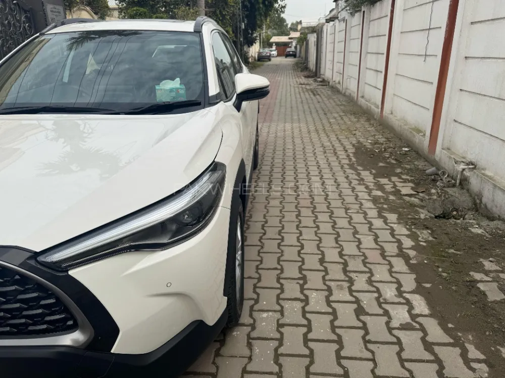 Toyota Corolla Cross 2024 for Sale in Sialkot Image-1
