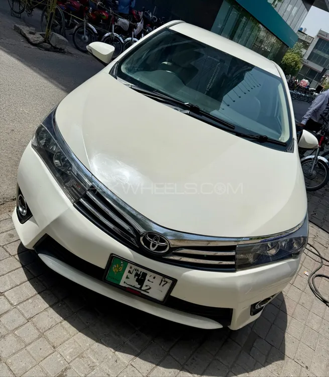 Toyota Corolla 2017 for Sale in Lahore Image-1