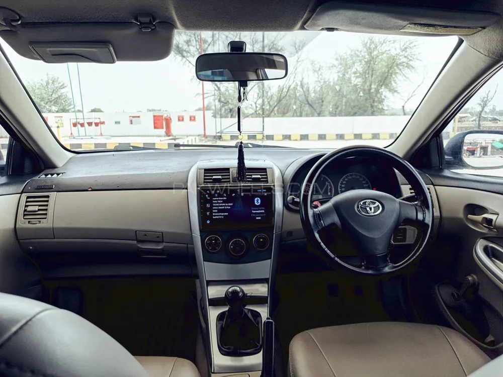 Toyota Corolla 2013 for Sale in Mandi bahauddin Image-1