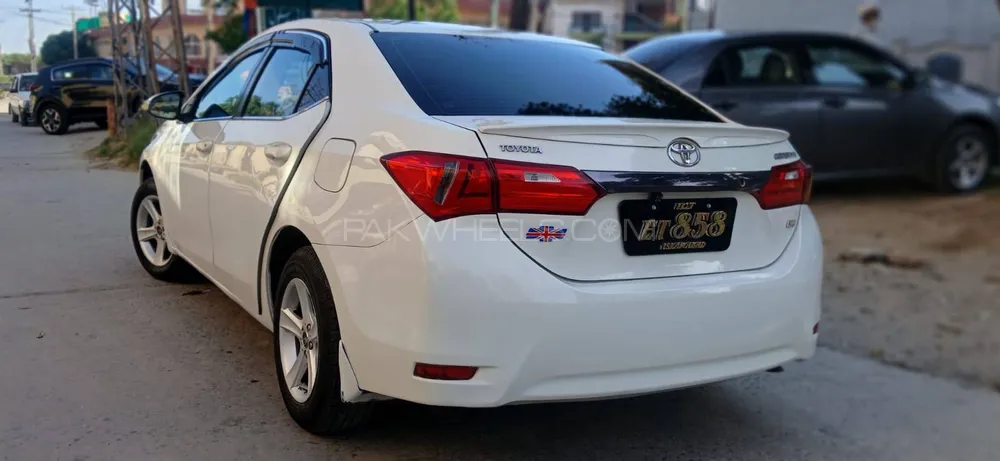 Toyota Corolla 2015 for Sale in Rawalpindi Image-1