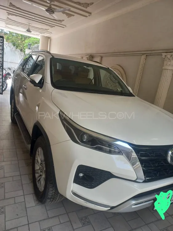 Toyota Fortuner 2022 for Sale in Lahore Image-1