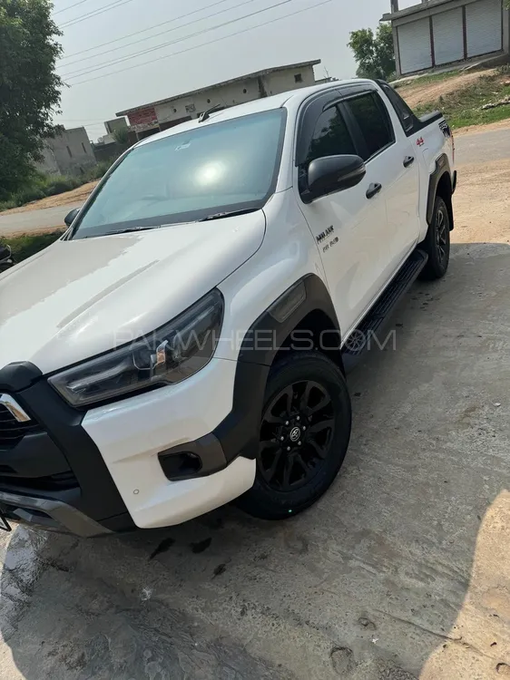 Toyota Hilux 2022 for Sale in Sialkot Toyota Hilux 2022 for Sale in Sialkot Image-2