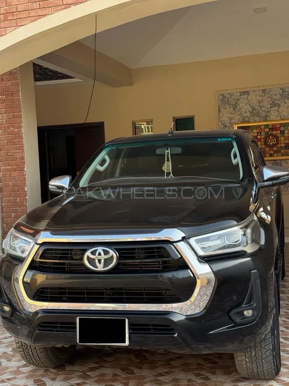 Toyota Hilux 2022 for Sale in Multan Image-1