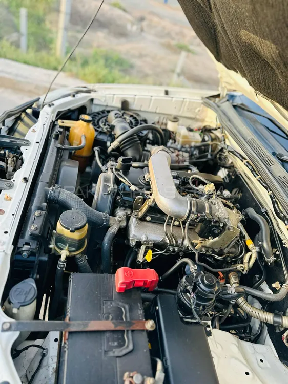 Toyota Hilux 2014 for Sale in Toba Tek Singh Toyota Hilux 2014 for Sale in Toba Tek Singh Image-8