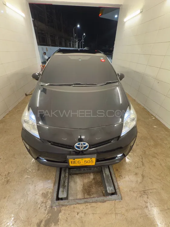 Toyota Prius 2012 for Sale in Karachi Image-1