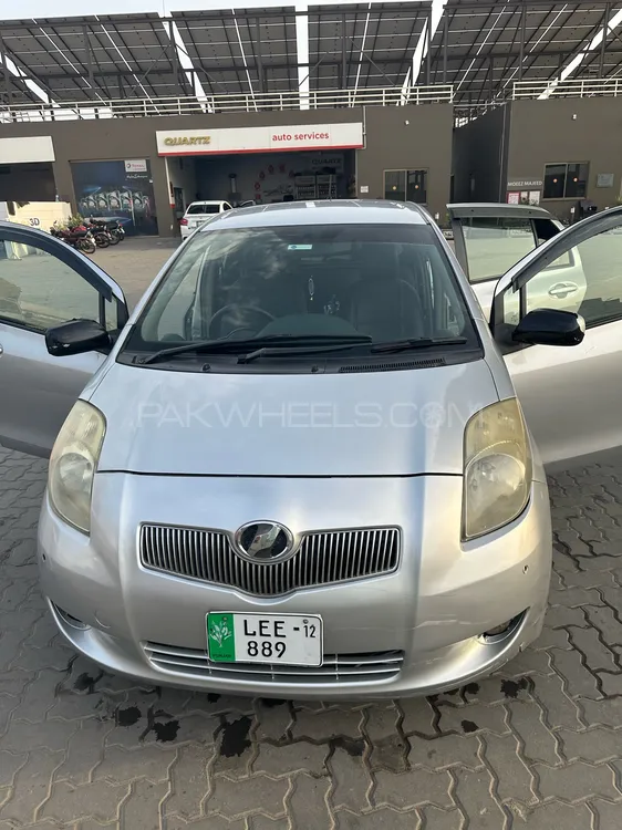 Toyota Vitz 2007 for Sale in Gujranwala Image-1
