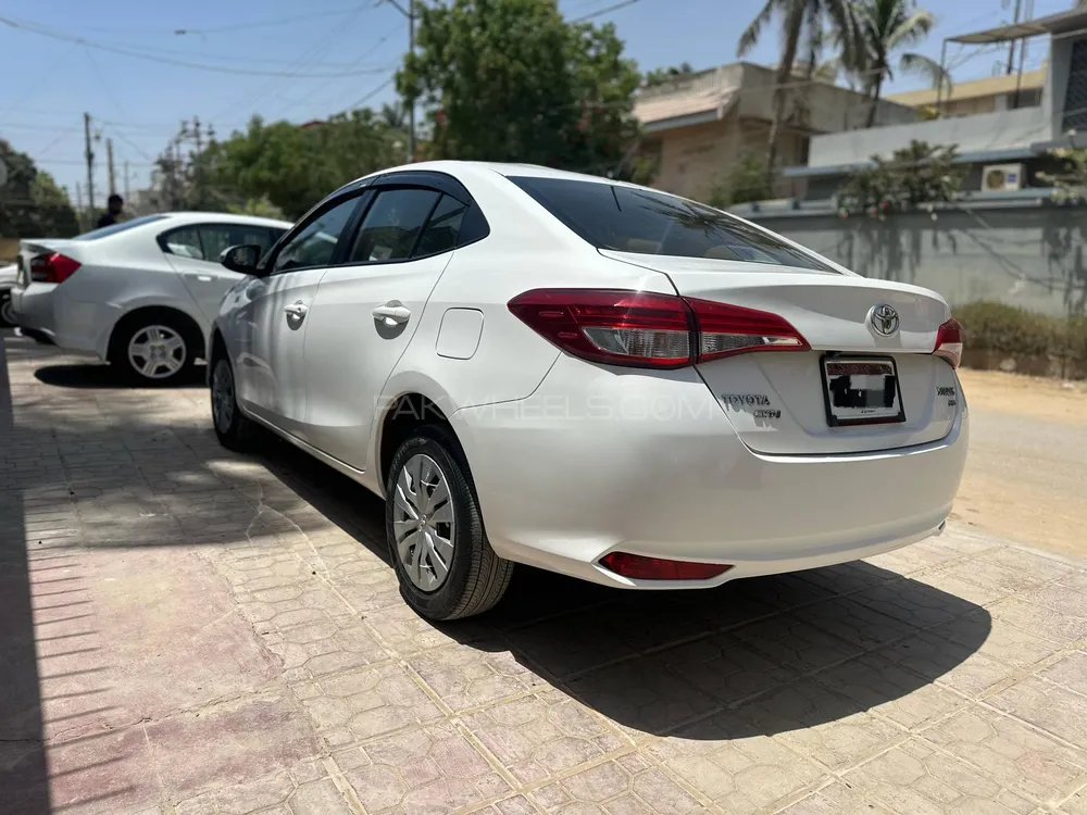 Toyota Yaris Sedan 2022 for Sale in Karachi Image-1