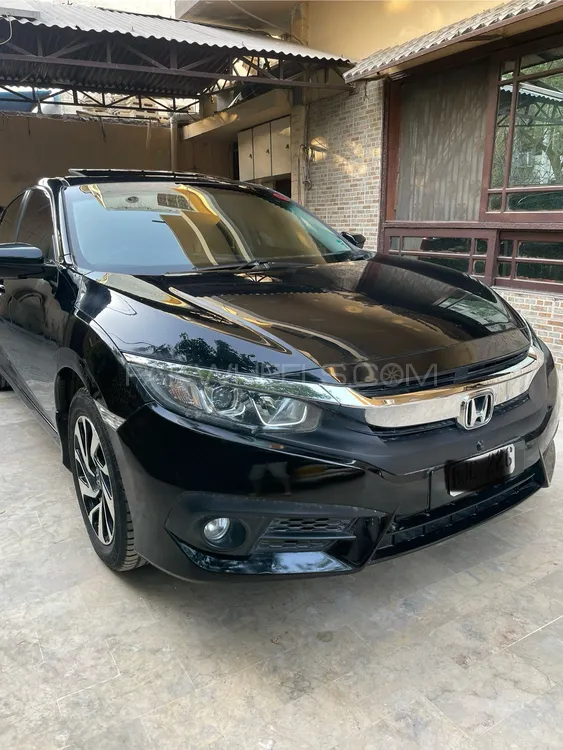 Honda Civic 2017 for Sale in Karachi Image-1