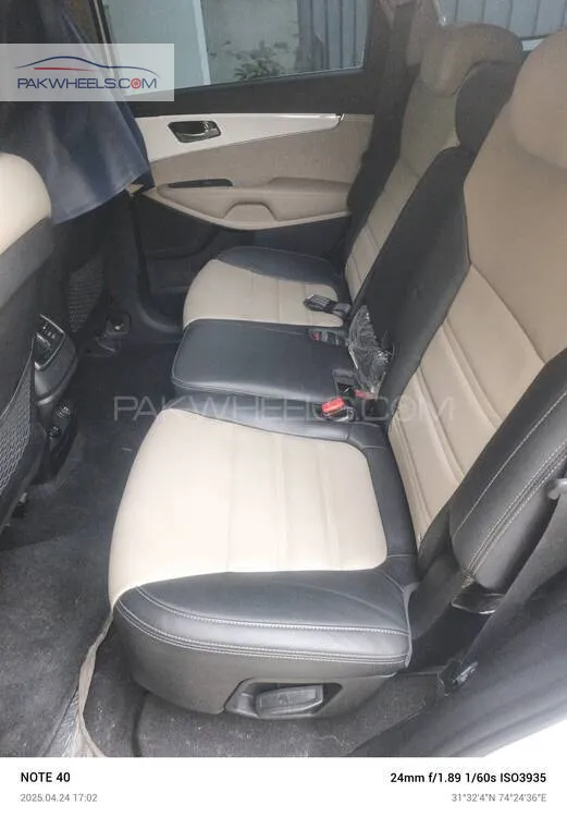 KIA Sorento 2021 for Sale in Lahore KIA Sorento 2021 for Sale in Lahore Image-11