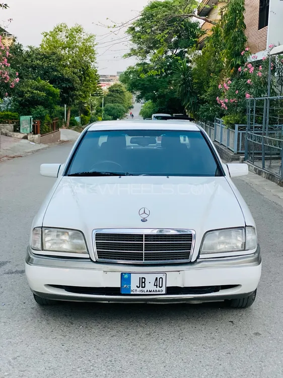 Mercedes Benz C Class 1995 for Sale in Islamabad Image-1