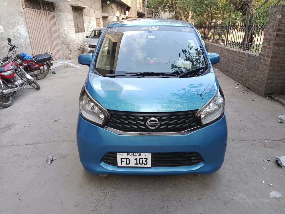 نسان ڈیز 2019 for Sale in لاہور Image-1