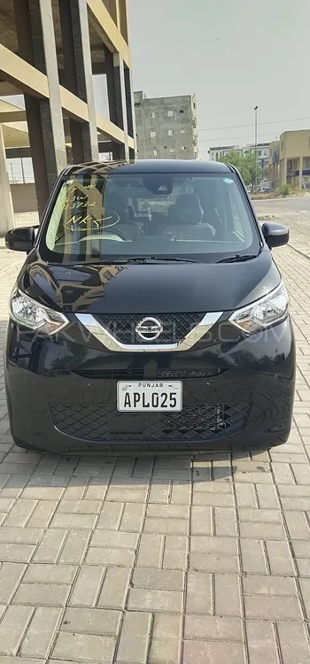 نسان ڈیز 2024 for Sale in لاہور Image-1