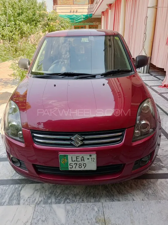 Suzuki Swift 2012 for Sale in Mardan Image-1