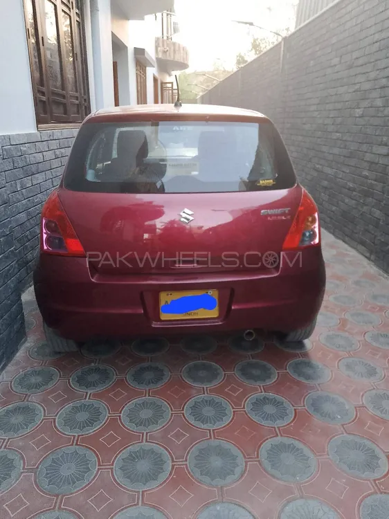 Suzuki Swift 2012 for Sale in Karachi Image-1