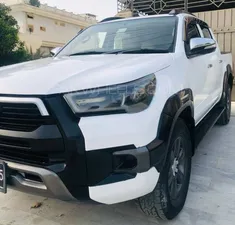 Toyota Hilux D-4D Automatic 2010 for Sale