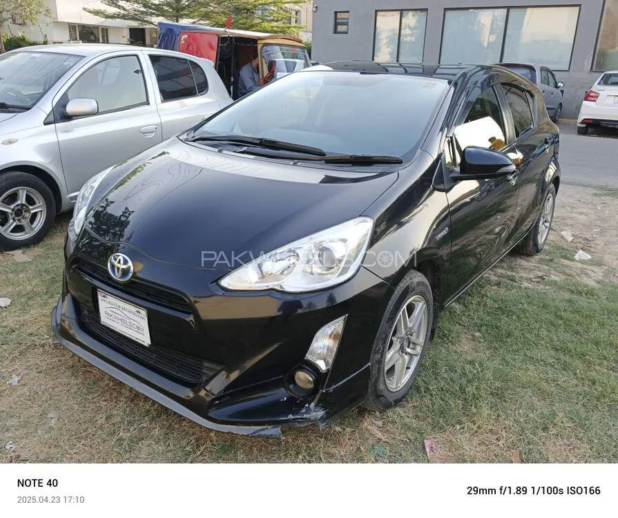 ٹویوٹا اکوا 2015 for Sale in لاہور ٹویوٹا اکوا 2015 for Sale in لاہور Image-3