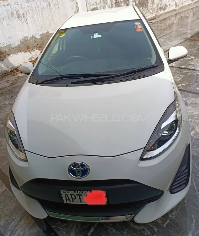 Toyota Aqua 2020 for Sale in Lahore Image-1