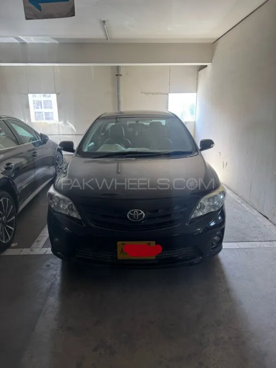 Toyota Corolla 2013 for Sale in Karachi Image-1