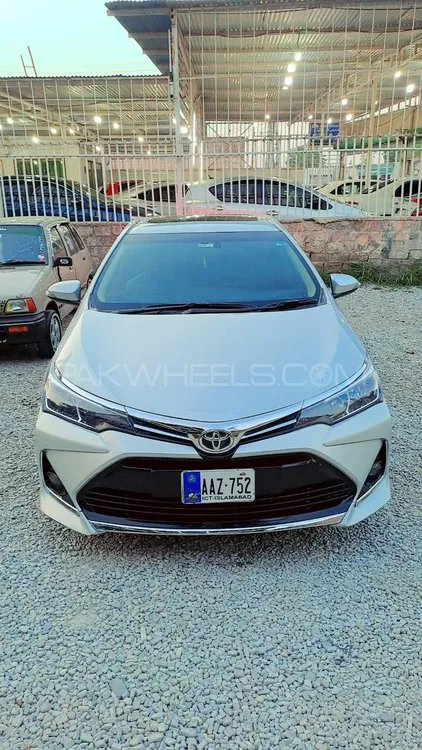 Toyota Corolla 2016 for Sale in Peshawar Image-1