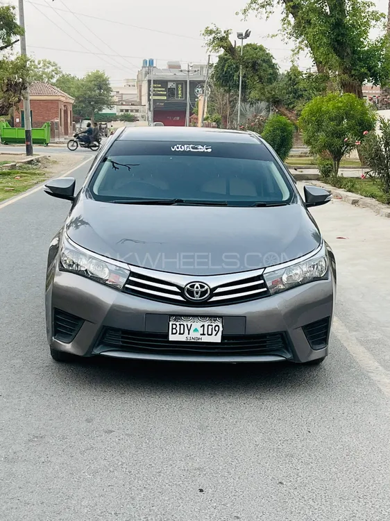 Toyota Corolla 2015 for Sale in Rahim Yar Khan Image-1