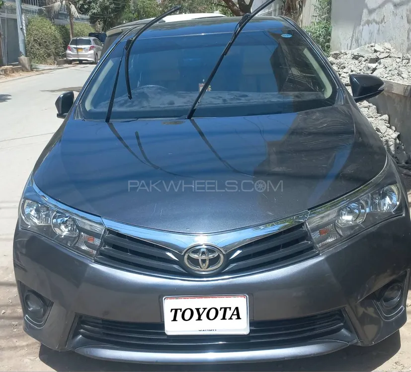 Toyota Corolla 2017 for Sale in Karachi Image-1