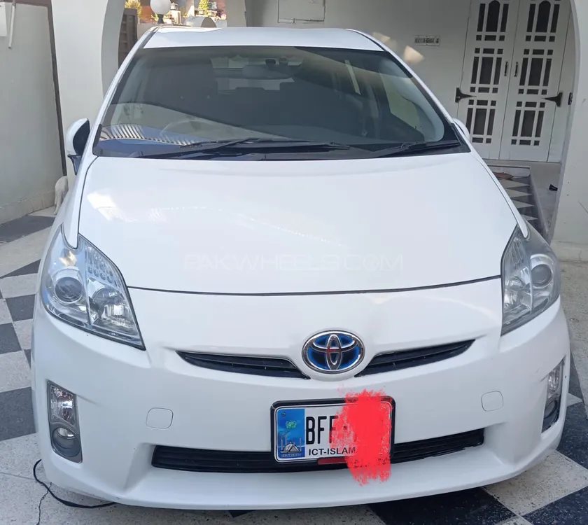 Toyota Prius 2015 for Sale in Rawalpindi Image-1