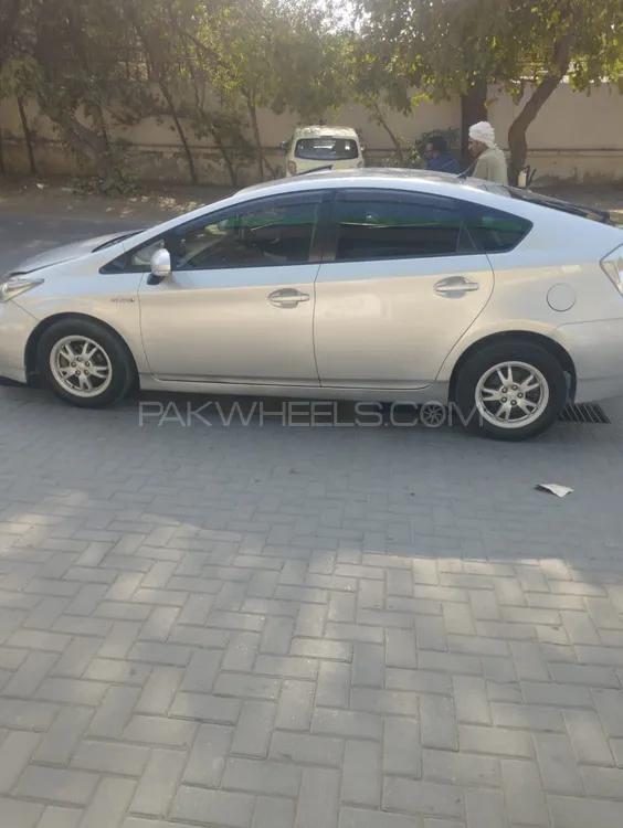 ٹویوٹا پریوس 2012 for Sale in لاہور Image-1