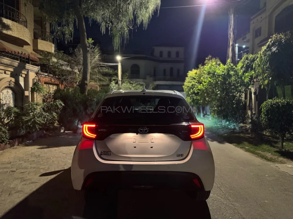 Toyota Yaris Hatchback 2020 for Sale in Lahore Image-1