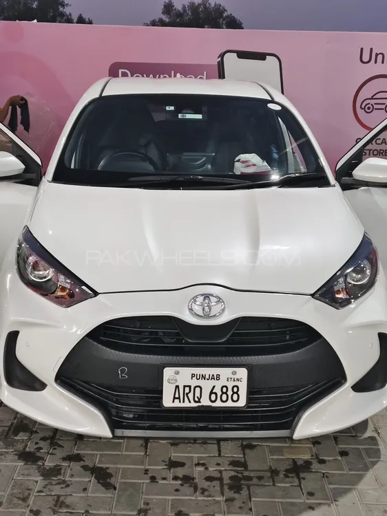 Toyota Yaris Hatchback 2020 for Sale in Multan Image-1