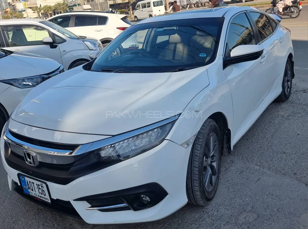 Honda Civic 2020 for Sale in Sialkot Image-1