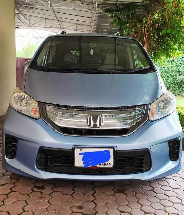 Honda Freed 2012 for Sale in Islamabad Image-1