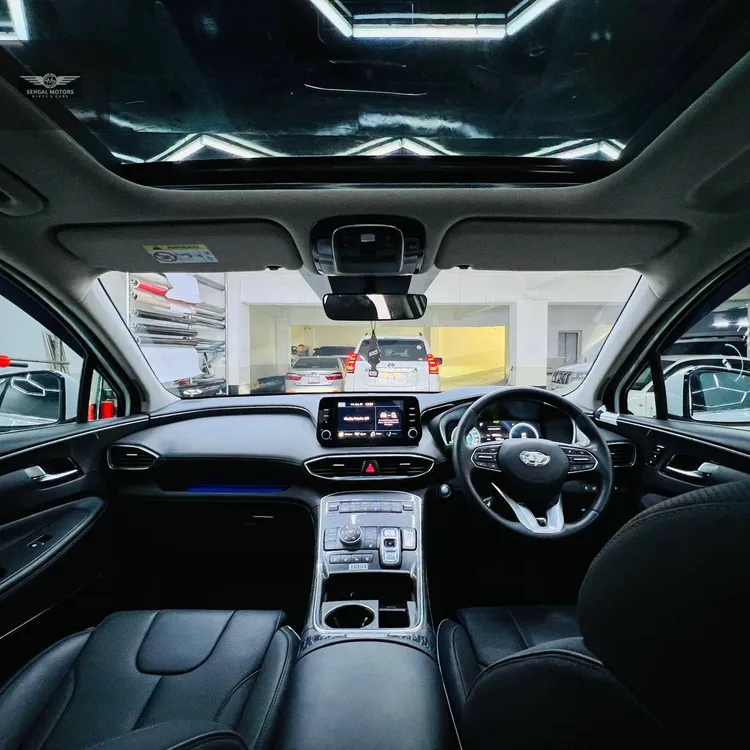 Hyundai Santa Fe 2023 for Sale in Islamabad Hyundai Santa Fe 2023 for Sale in Islamabad Image-9
