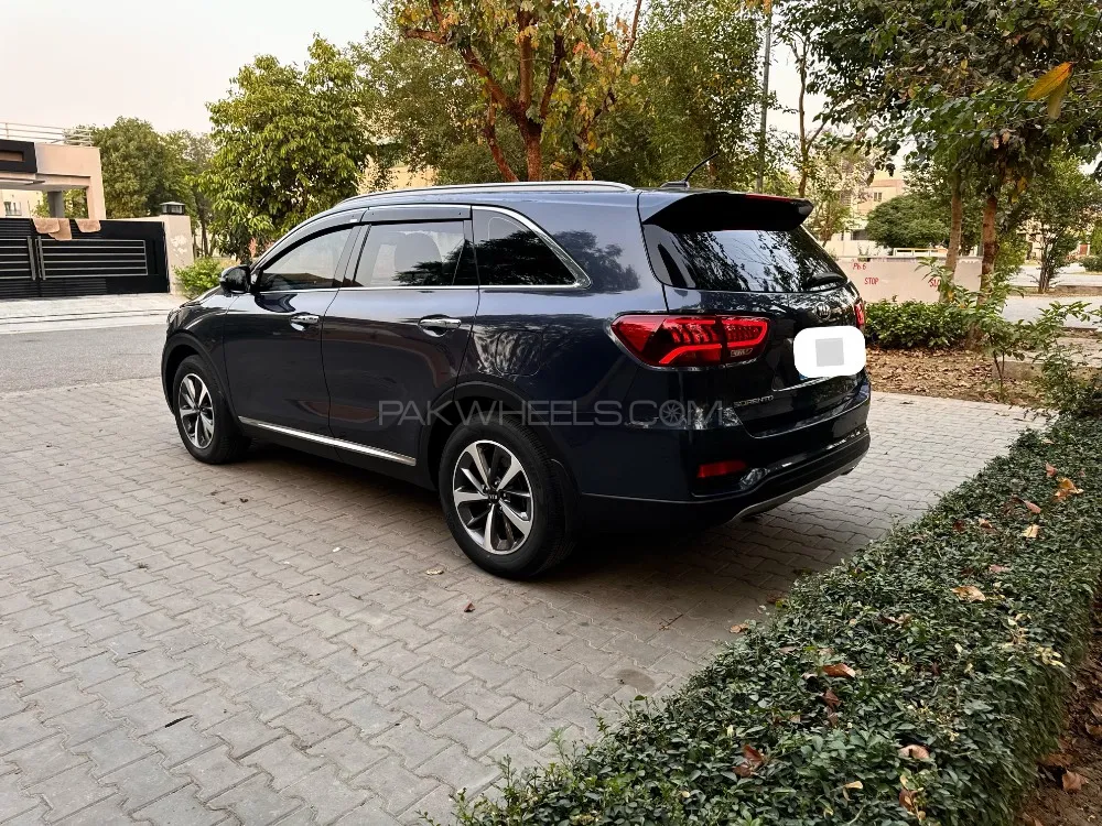 KIA Sorento 2022 for Sale in Lahore KIA Sorento 2022 for Sale in Lahore Image-8