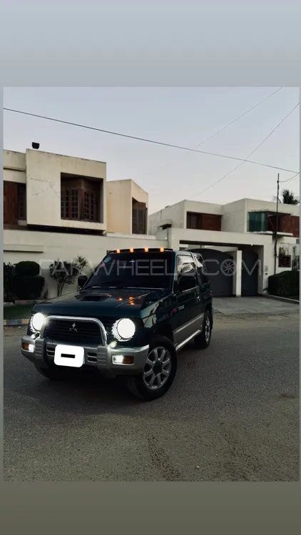 Mitsubishi Pajero Mini 1995 for Sale in Karachi Image-1