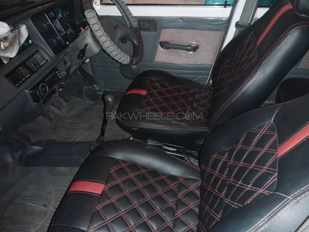 Suzuki Mehran 2017 for Sale in Lahore Suzuki Mehran 2017 for Sale in Lahore Image-3