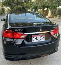 HONDA CITY 1.2L CVT (1200cc) AUTOMATIC 
Model 2024 || Registered 2024
8,000 KM Driven verifiable
HONDA SHAHRAH E FAISAL MAINTAINED 
Bumper To Bumper Original 100% 
Pearl Black Color 
Beige room
Interior is as good as new
COMPANY SEALS STILL INTACT
Original NAVIGATION 
ECON Mode
Like a brand new car

For inspection
Available at SUPREME CARS
Plot # 151/F,Under Imam heights,Shop no.1&2, Main Khalid Bin Walid Rd, Karachi, Sindh 75400

|  Premium Cars  |  Best Prices  |  Optimum Performance | 
#Supremecarsgang