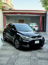 Honda Vezel Hybrid Z Style Edition 2015 for Sale