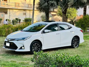 Toyota Corolla Altis Grande X CVT-i 1.8 Beige Interior 2023 for Sale