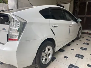 Toyota Prius G Touring Selection 1.8 2010 for Sale