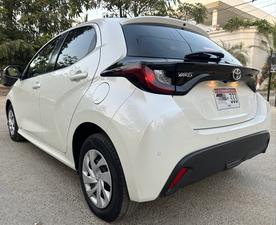 TOYOTA YARIS HATCHBACK G PACKAGE (1000cc)
Model 2021 and Registration 2024
Choice Registered “333”
4.5 Grade Auction Sheet Available & Attached 
Only 35,000 KM Import Mileage 
37,000 Driven Now
Only 1500 km driven locally 
Complete service history available 
Pearl White Color
Bumper to Bumper Original Guaranteed 100%
First Owner
Automatic transmission 
PUSH START
CLIMATE A/C 
APPLE CAR PLAY BLUETOOTH 
MULTIMEDIA STEERING
DIGITAL METER
RETRACTABLE MIRRORS
RADAR
ETC
Too Many Extras 
Leather Seats 
As Good as zero meter
EXCHANGE POSSIBLE WITH ANY CAR

For inspection
Available at SUPREME  CARS
Plot # 151/F,Under Imam heights,Shop no.1&2, Main Khalid Bin Walid Rd, Karachi, Sindh 75400

|  Premium Cars  |  Best Prices  |  Optimum Performance | 
#supremecarsgang