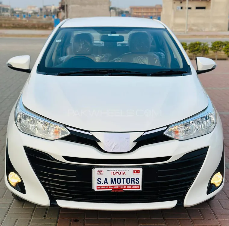 ٹویوٹا یارس سیڈان 2022 for Sale in گجرانوالہ Image-1