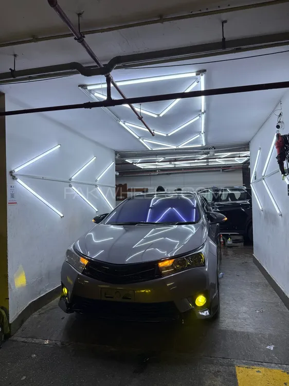 Toyota Corolla 2015 for Sale in Karachi Image-1